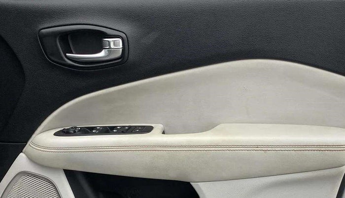 2019 Jeep Compass LIMITED 2.0 DIESEL, Diesel, Manual, 39,707 km, Driver Side Door Panels Control