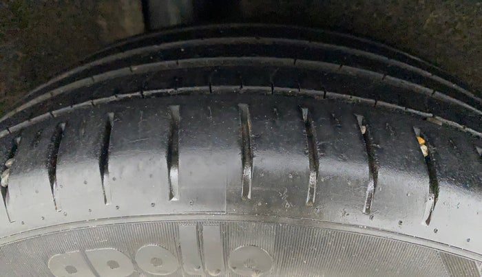 2021 Toyota Glanza G CVT, Petrol, Automatic, 34,793 km, Right Rear Tyre Tread