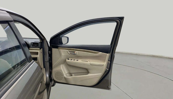 2021 Maruti Ciaz SIGMA 1.5 SHVS MT  PETROL, Petrol, Manual, 35,590 km, RHS Front Door