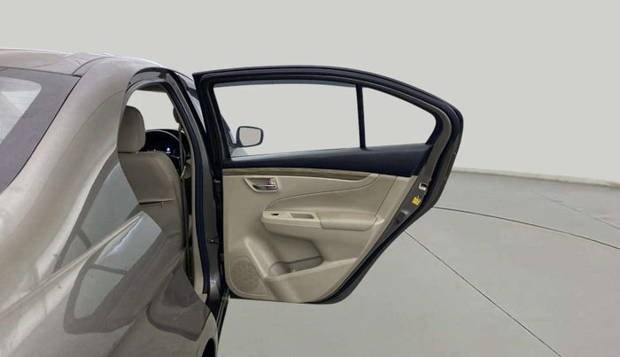 2021 Maruti Ciaz SIGMA 1.5 SHVS MT  PETROL, Petrol, Manual, 35,590 km, RHS Rear Door