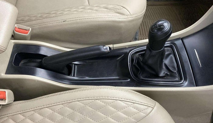 2021 Maruti Ciaz SIGMA 1.5 SHVS MT  PETROL, Petrol, Manual, 35,590 km, Gear Lever