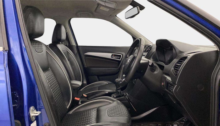 2022 Toyota URBAN CRUISER PREMIUM GRADE MT DUAL TONE, Petrol, Manual, 32,923 km, Right Side Front Door Cabin