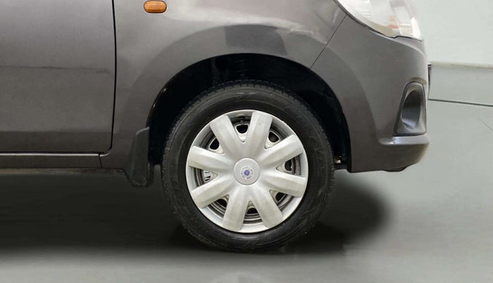2018 Maruti Alto K10 LXI, Petrol, Manual, 34,283 km, Right Front Wheel
