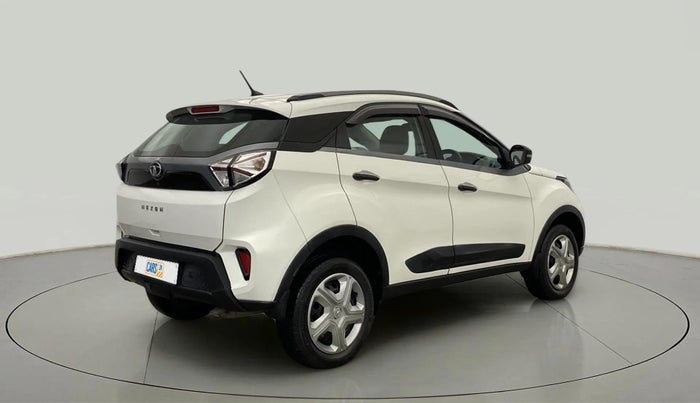 2022 Tata NEXON XM SUNROOF PETROL, Petrol, Manual, 40,715 km, Right Back Diagonal