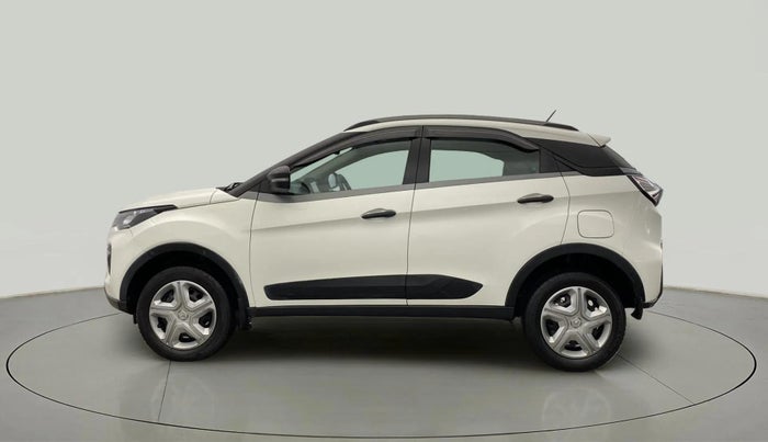 2022 Tata NEXON XM SUNROOF PETROL, Petrol, Manual, 40,715 km, Left Side