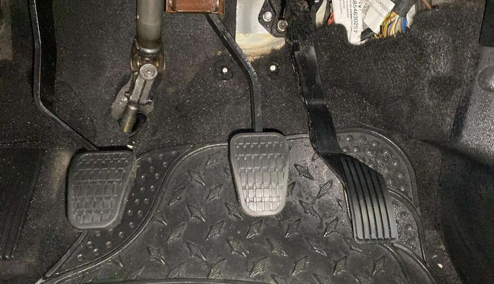 2022 Tata NEXON XM SUNROOF PETROL, Petrol, Manual, 40,715 km, Pedals