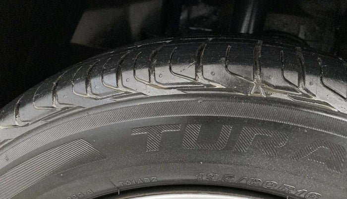 2022 Tata NEXON XM SUNROOF PETROL, Petrol, Manual, 40,715 km, Left Front Tyre Tread