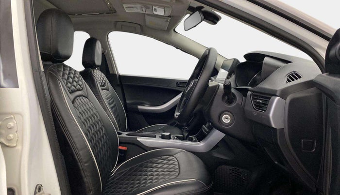 2022 Tata NEXON XM SUNROOF PETROL, Petrol, Manual, 40,715 km, Right Side Front Door Cabin