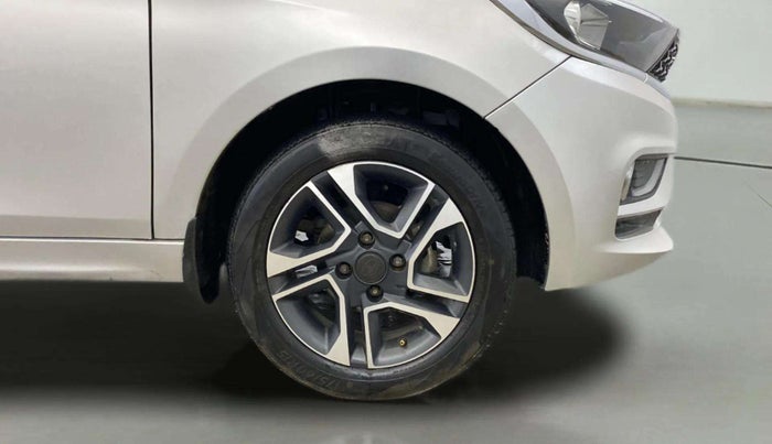 2021 Tata TIGOR XZA PLUS PETROL, Petrol, Automatic, 78,689 km, Right Front Wheel
