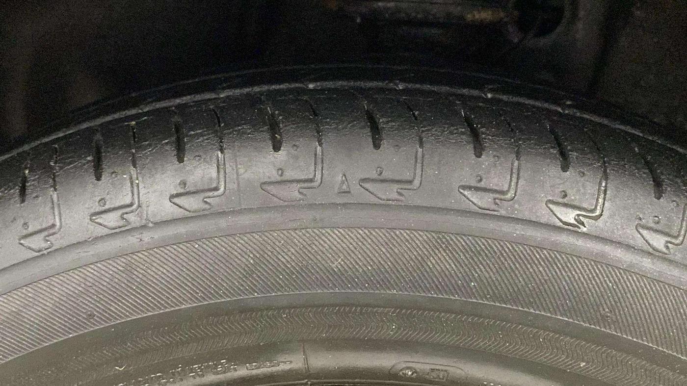 2019 Maruti IGNIS DELTA 1.2, Petrol, Manual, 46,439 km, Left Front Tyre Tread