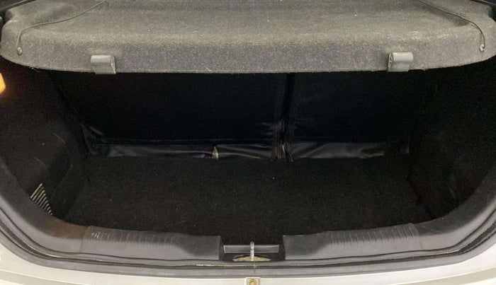 2019 Maruti IGNIS DELTA 1.2, Petrol, Manual, 46,439 km, Boot Inside
