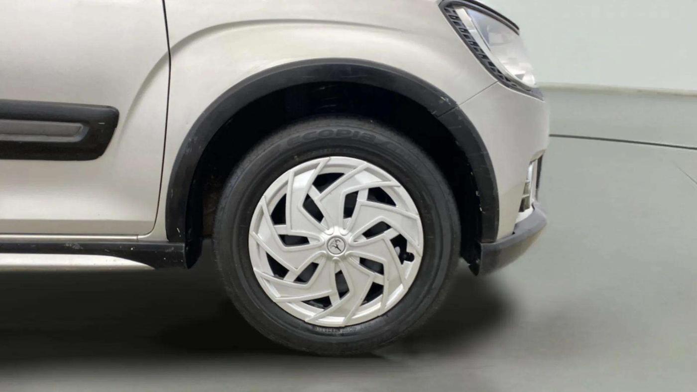 2019 Maruti IGNIS DELTA 1.2, Petrol, Manual, 46,439 km, Right Front Wheel
