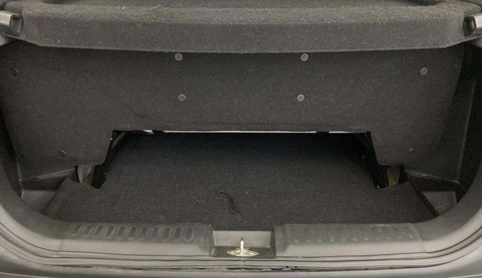 2023 Maruti BREZZA ZXI S-CNG, CNG, Manual, 37,519 km, Boot Inside