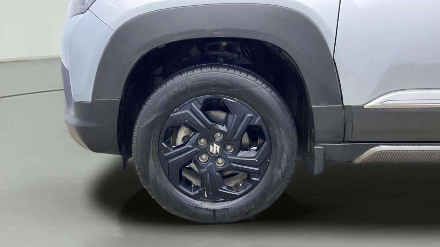 2023 Maruti BREZZA ZXI S-CNG, CNG, Manual, 37,665 km, Left Front Wheel