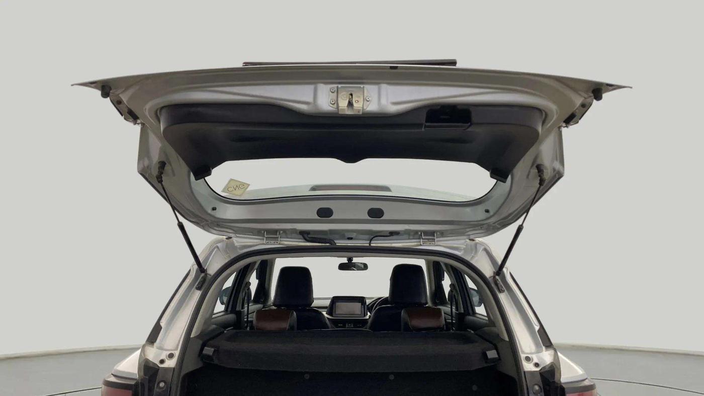 2023 Maruti BREZZA ZXI S-CNG, CNG, Manual, 37,665 km, Boot Door Open