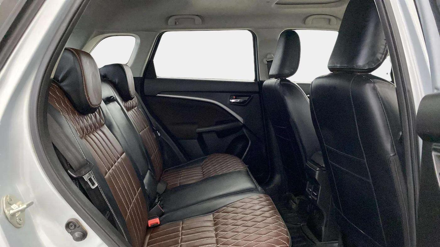2023 Maruti BREZZA ZXI S-CNG, CNG, Manual, 37,665 km, Right Side Rear Door Cabin