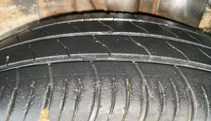 2018 Hyundai Elite i20 ASTA 1.2  CVT, Petrol, Automatic, 60,933 km, Left Rear Tyre Tread