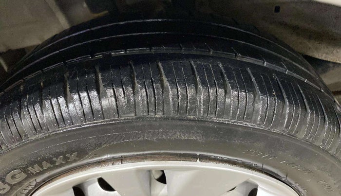 2018 Tata Tiago XE PETROL, Petrol, Manual, 46,784 km, Left Front Tyre Tread