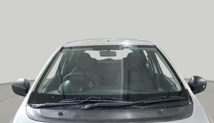 2018 Tata Tiago XE PETROL, Petrol, Manual, 46,784 km, Front Windshield
