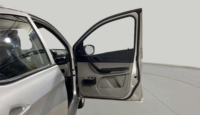 2018 Tata Tiago XE PETROL, Petrol, Manual, 46,784 km, RHS Front Door