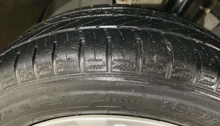 2018 Tata Tiago XE PETROL, Petrol, Manual, 46,784 km, Left Rear Tyre Tread