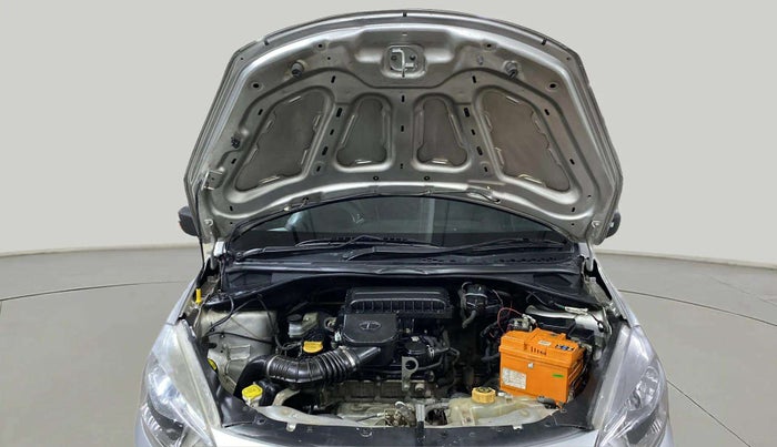 2018 Tata Tiago XE PETROL, Petrol, Manual, 46,784 km, Open Bonet