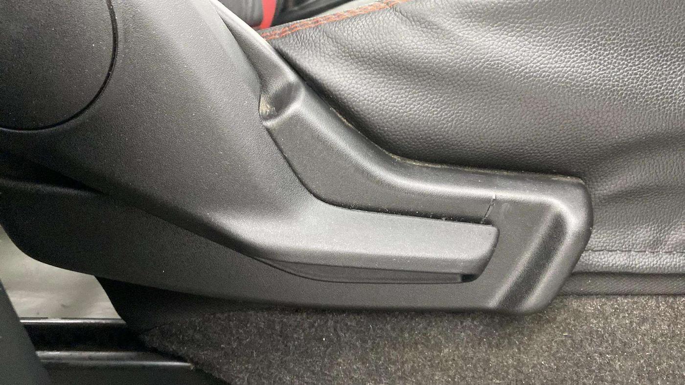 2021 Maruti IGNIS SIGMA 1.2, Petrol, Manual, 36,845 km, Driver Side Adjustment Panel