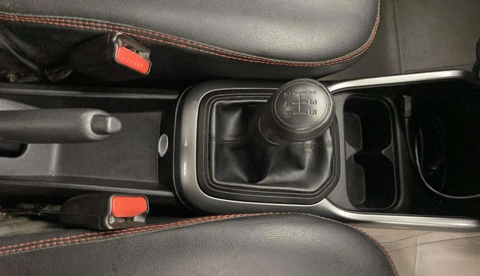 2021 Maruti IGNIS SIGMA 1.2, Petrol, Manual, 36,845 km, Gear Lever