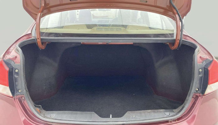 2016 Maruti Ciaz ZXI AT, Petrol, Automatic, 86,973 km, Boot Inside