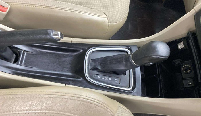 2016 Maruti Ciaz ZXI AT, Petrol, Automatic, 86,973 km, Gear Lever