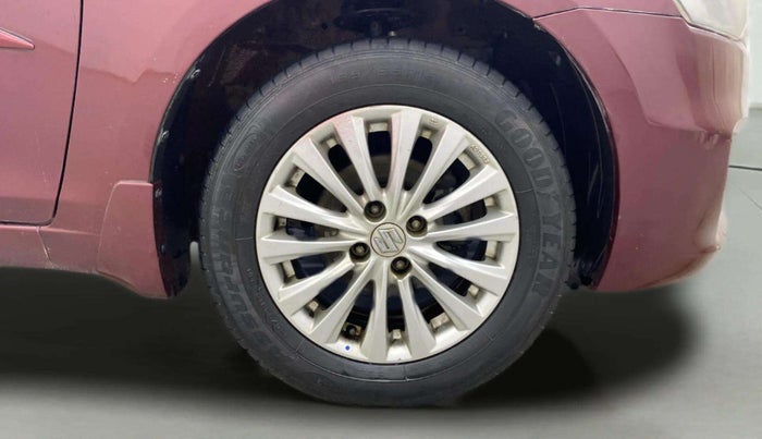 2016 Maruti Ciaz ZXI AT, Petrol, Automatic, 86,973 km, Right Front Wheel