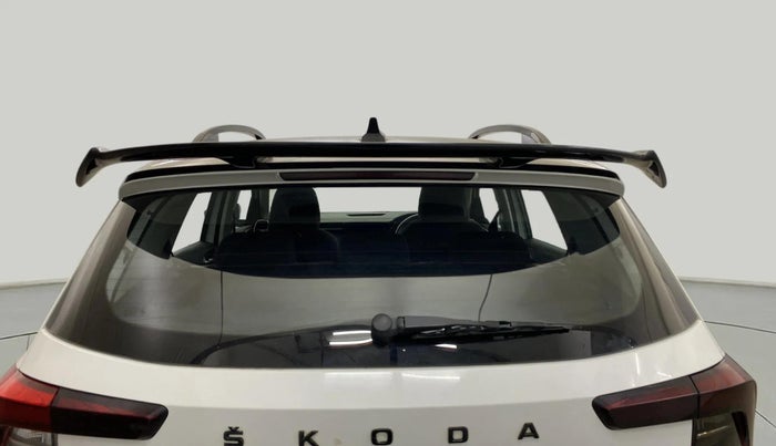 2023 Skoda KUSHAQ AMBITION 1.0L TSI AT, Petrol, Automatic, 28,979 km, Rear Windshield