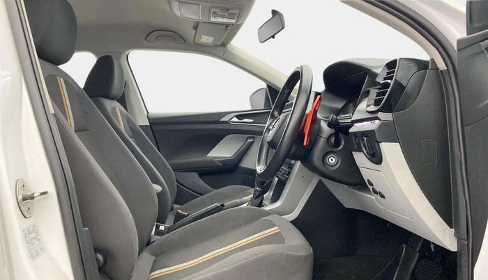 2023 Skoda KUSHAQ AMBITION 1.0L TSI AT, Petrol, Automatic, 28,979 km, Right Side Front Door Cabin
