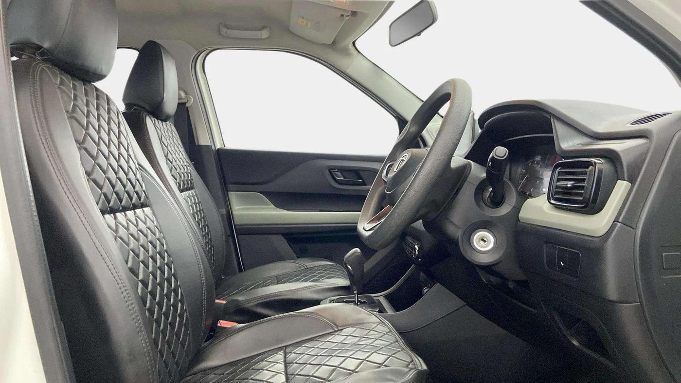 2023 Tata PUNCH ADVENTURE RHYTHM PACK AMT, Petrol, Automatic, 17,492 km, Right Side Front Door Cabin