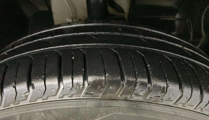 2023 Tata PUNCH ADVENTURE RHYTHM PACK AMT, Petrol, Automatic, 17,492 km, Left Front Tyre Tread