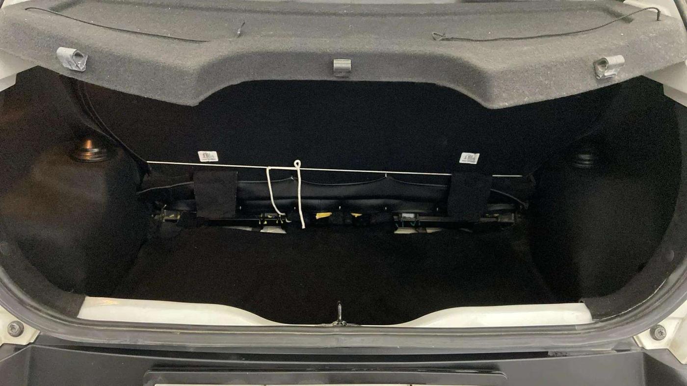 2023 Tata PUNCH ADVENTURE RHYTHM PACK AMT, Petrol, Automatic, 17,492 km, Boot Open Zoomed View