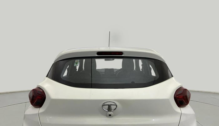 2023 Tata PUNCH ADVENTURE RHYTHM PACK AMT, Petrol, Automatic, 17,492 km, Rear Windshield