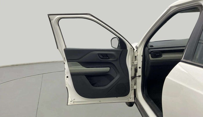 2023 Tata PUNCH ADVENTURE RHYTHM PACK AMT, Petrol, Automatic, 17,492 km, LHS Front Door