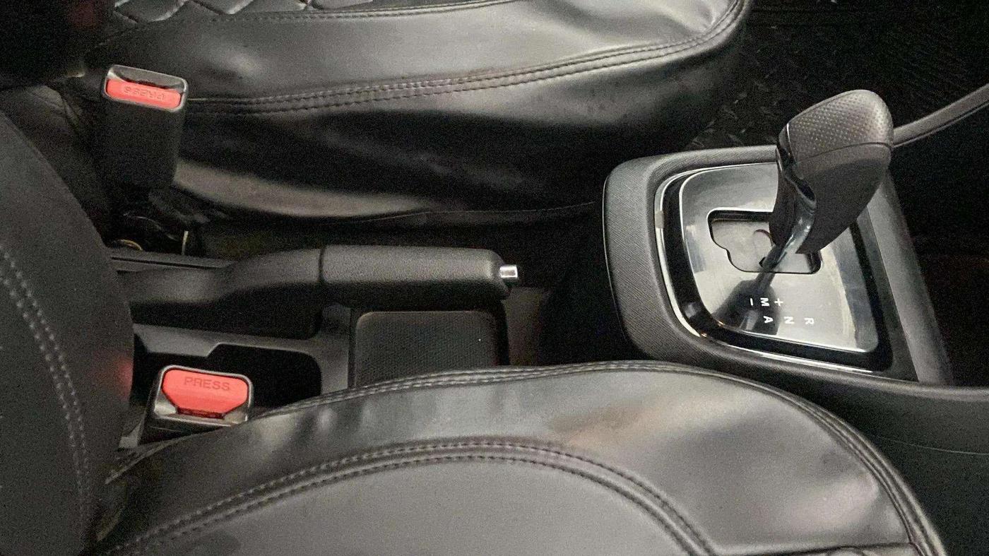 2023 Tata PUNCH ADVENTURE RHYTHM PACK AMT, Petrol, Automatic, 17,492 km, Gear Lever