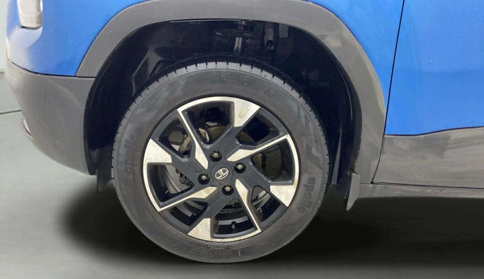 2021 Tata PUNCH CREATIVE  MT, CNG, Manual, 39,695 km, Left Front Wheel
