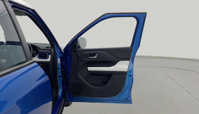 2021 Tata PUNCH CREATIVE  MT, CNG, Manual, 39,695 km, RHS Front Door