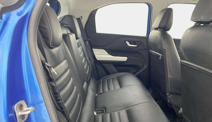 2021 Tata PUNCH CREATIVE  MT, CNG, Manual, 39,695 km, Right Side Rear Door Cabin
