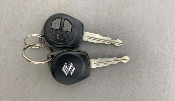 2020 Maruti Swift VXI, Petrol, Manual, 22,945 km, Key Close Up
