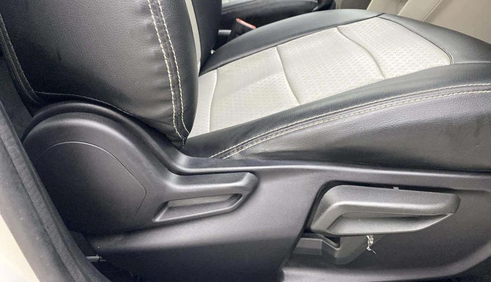 2022 Tata Tiago XZ PLUS PETROL, Petrol, Manual, 36,729 km, Driver Side Adjustment Panel