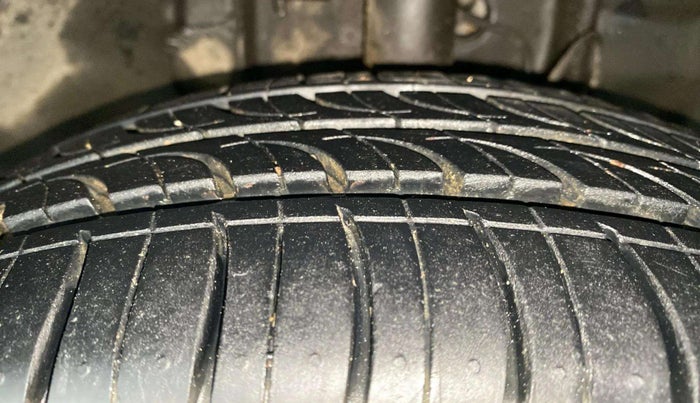 2022 Tata Tiago XZ PLUS PETROL, Petrol, Manual, 36,729 km, Right Front Tyre Tread