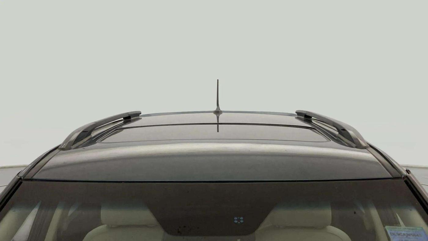 2021 Mahindra XUV300 W8 (O) 1.2 PETROL AMT, Petrol, Automatic, 20,050 km, Moonroof/ Sunroof