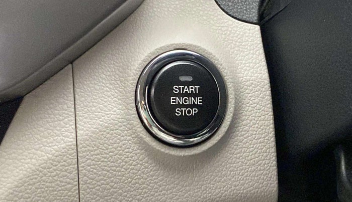 2021 Mahindra XUV300 W8 (O) 1.2 PETROL AMT, Petrol, Automatic, 19,954 km, Keyless Start/ Stop Button