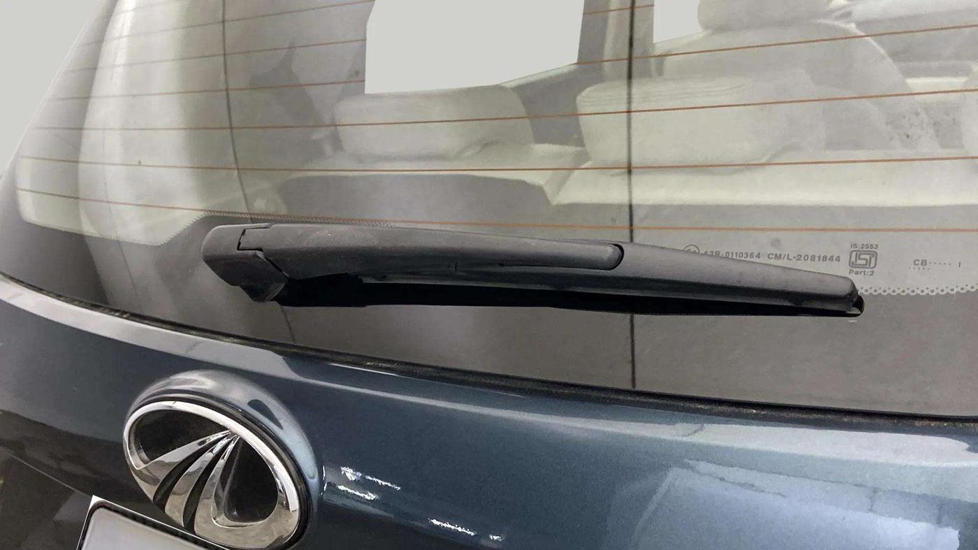 2021 Mahindra XUV300 W8 (O) 1.2 PETROL AMT, Petrol, Automatic, 20,050 km, Rear Wiper