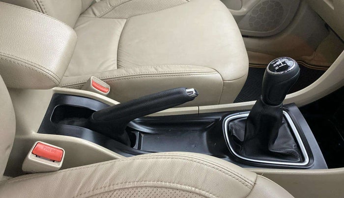 2018 Maruti Ciaz ALPHA 1.4 PETROL, Petrol, Manual, 30,682 km, Gear Lever