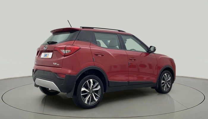 2021 Mahindra XUV300 W8 (O) 1.2 PETROL AMT, Petrol, Automatic, 28,551 km, Right Back Diagonal